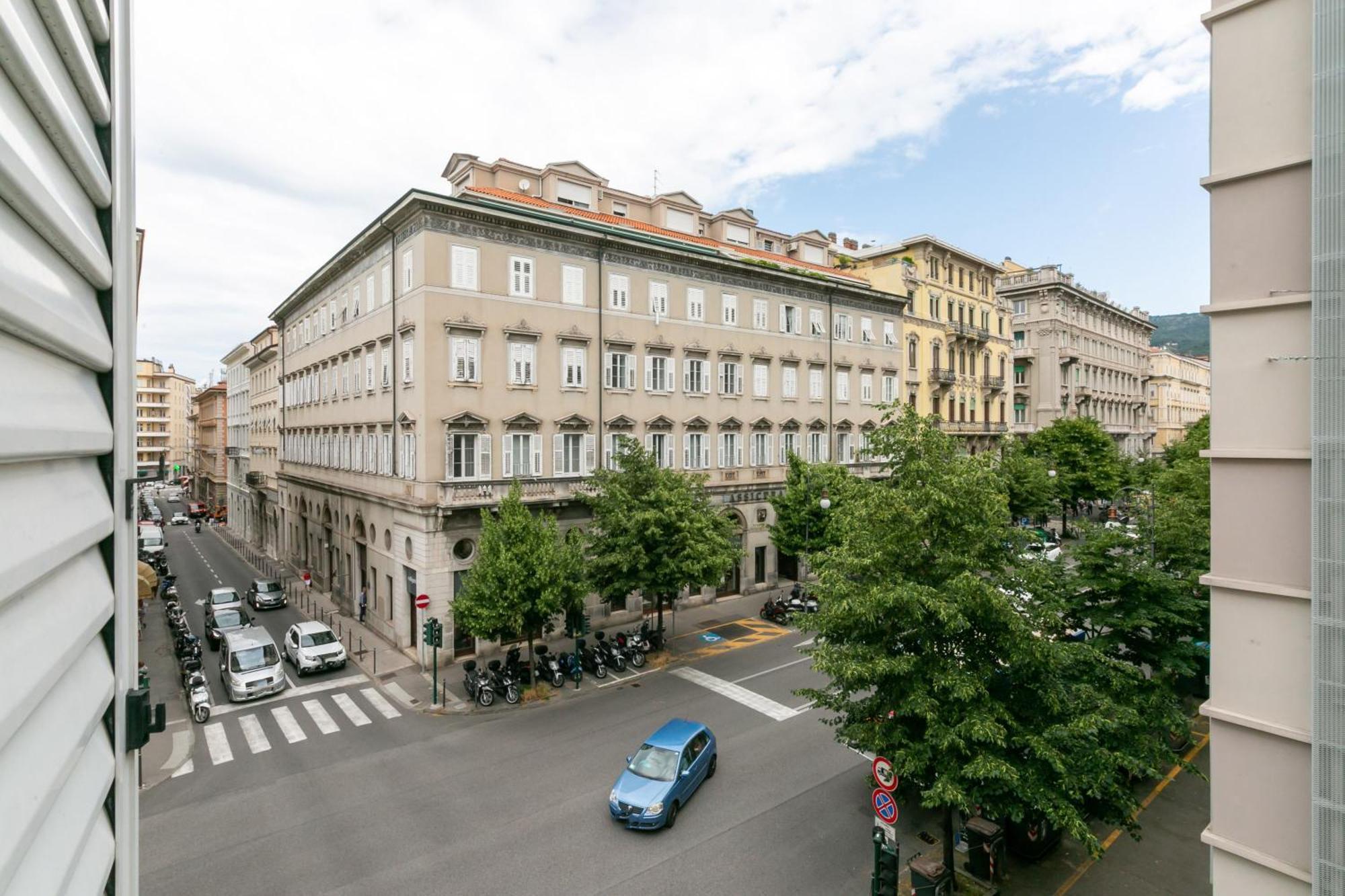 Botique Apartment • Trieste City Center Wifi المظهر الخارجي الصورة